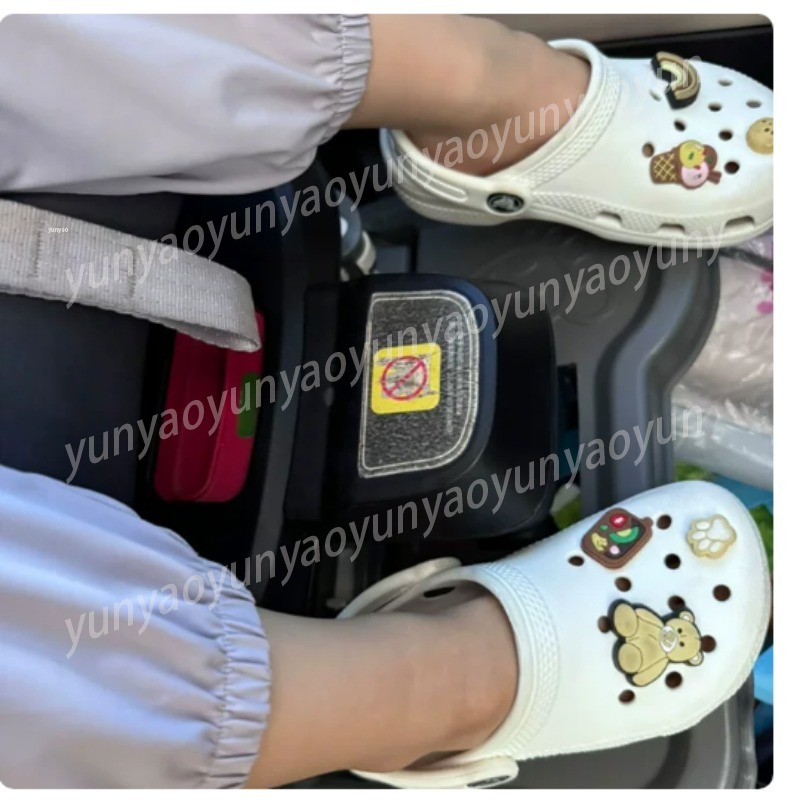 Poggiapiedi Portatile Pieghevo - Car Accessories For Baby recensione e prezzo